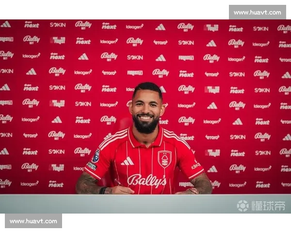 都体：尤文为避亏损欲租售道格拉斯 - 路易斯，强制买断条款锁定未来